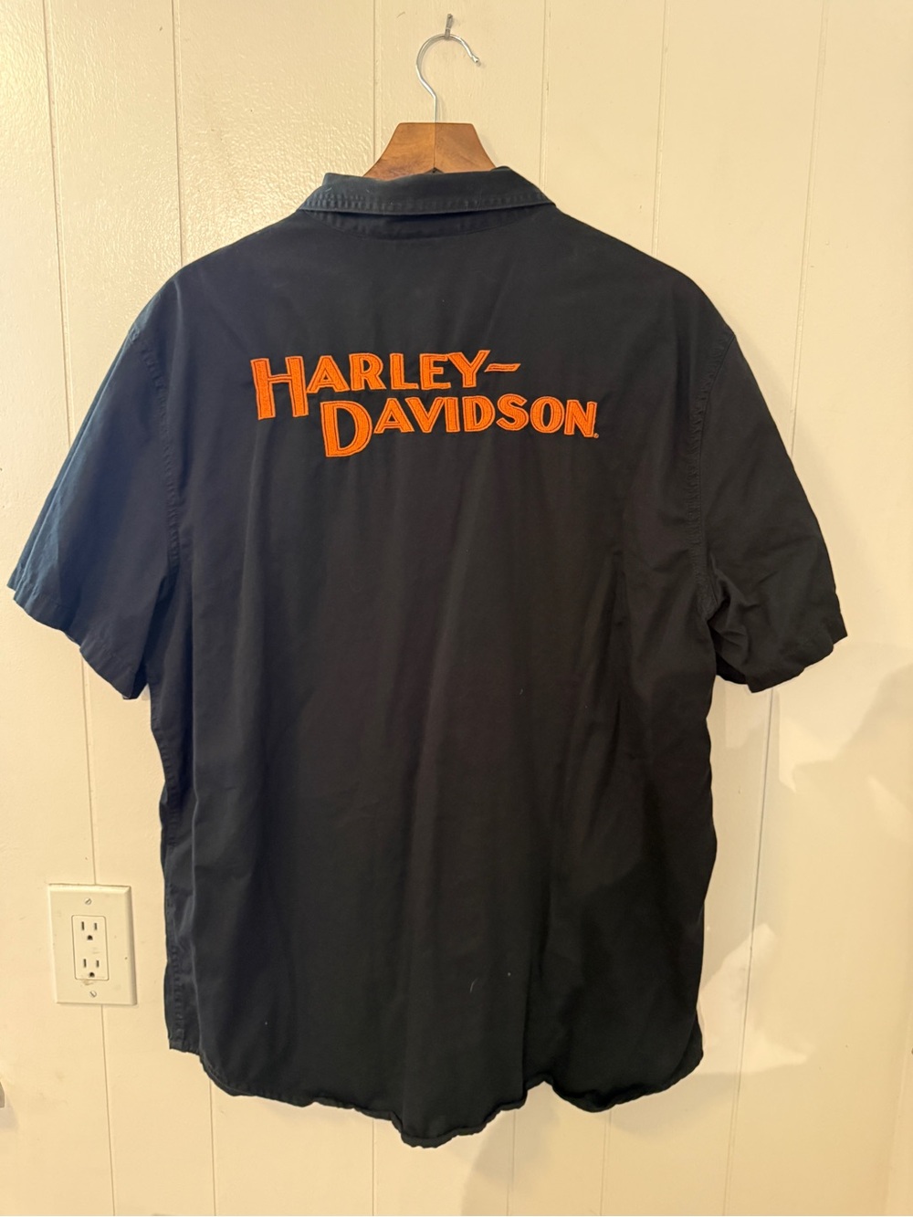 Harley-Davidson Black Short-Sleeve Button-Up Work Shirt with Orange Patch - Picture 2 of 5